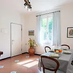 Vernazza Apartments Lejlighed *