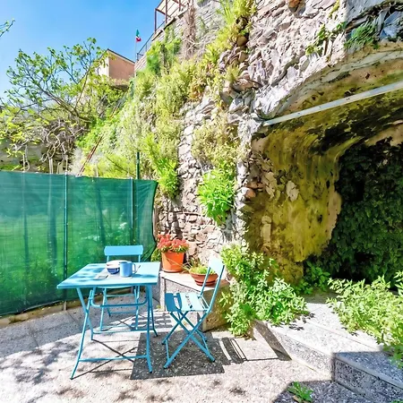 Vernazza Apartments * Vernazza