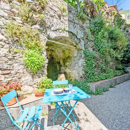 Vernazza Apartments * Vernazza