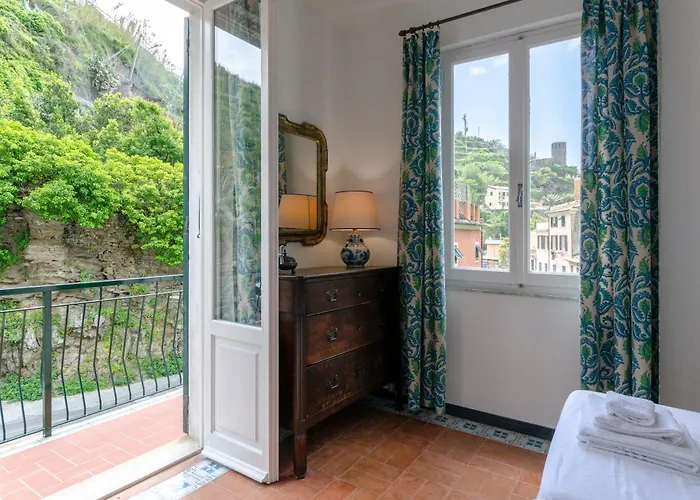 Vernazza Apartments Apartman *