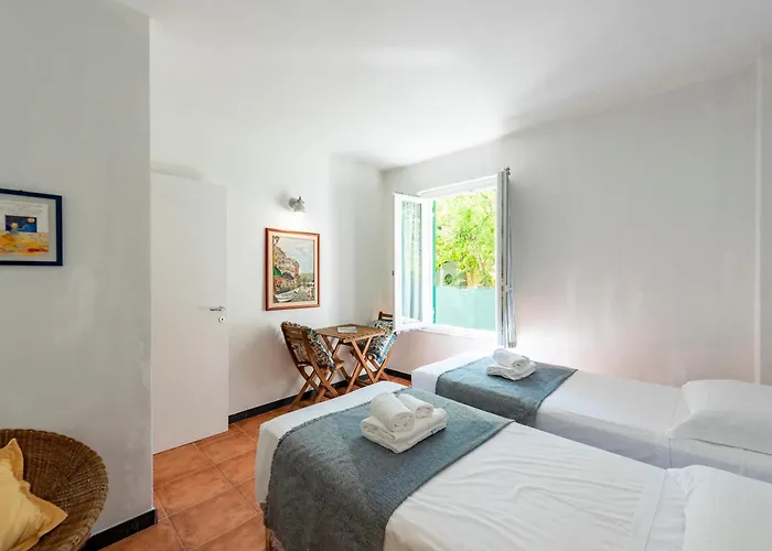 Vernazza Apartments * Vernazza