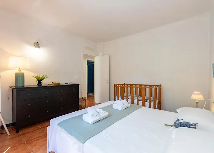 Apartman Vernazza Apartments *