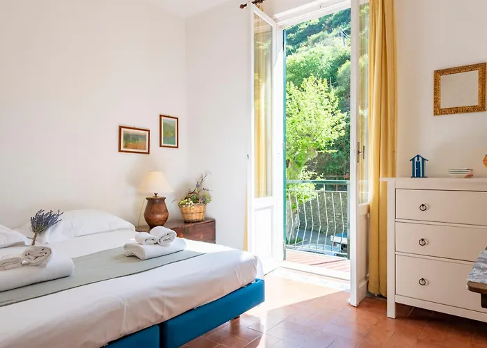 Vernazza Apartments * Vernazza