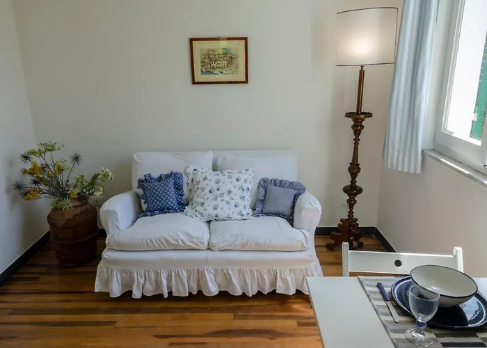 Vernazza Apartments Apartman *