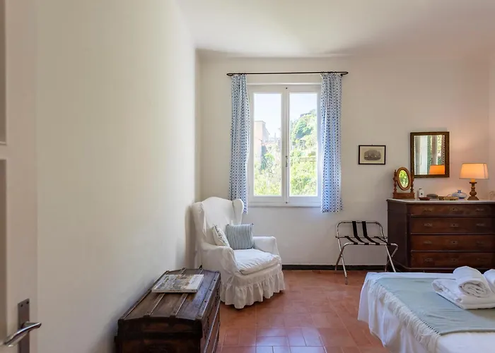 Vernazza Apartments Apartman
